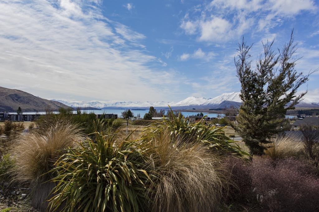 The Black House With Stunning Outdoor Bath Lake Tekapo Exterior foto